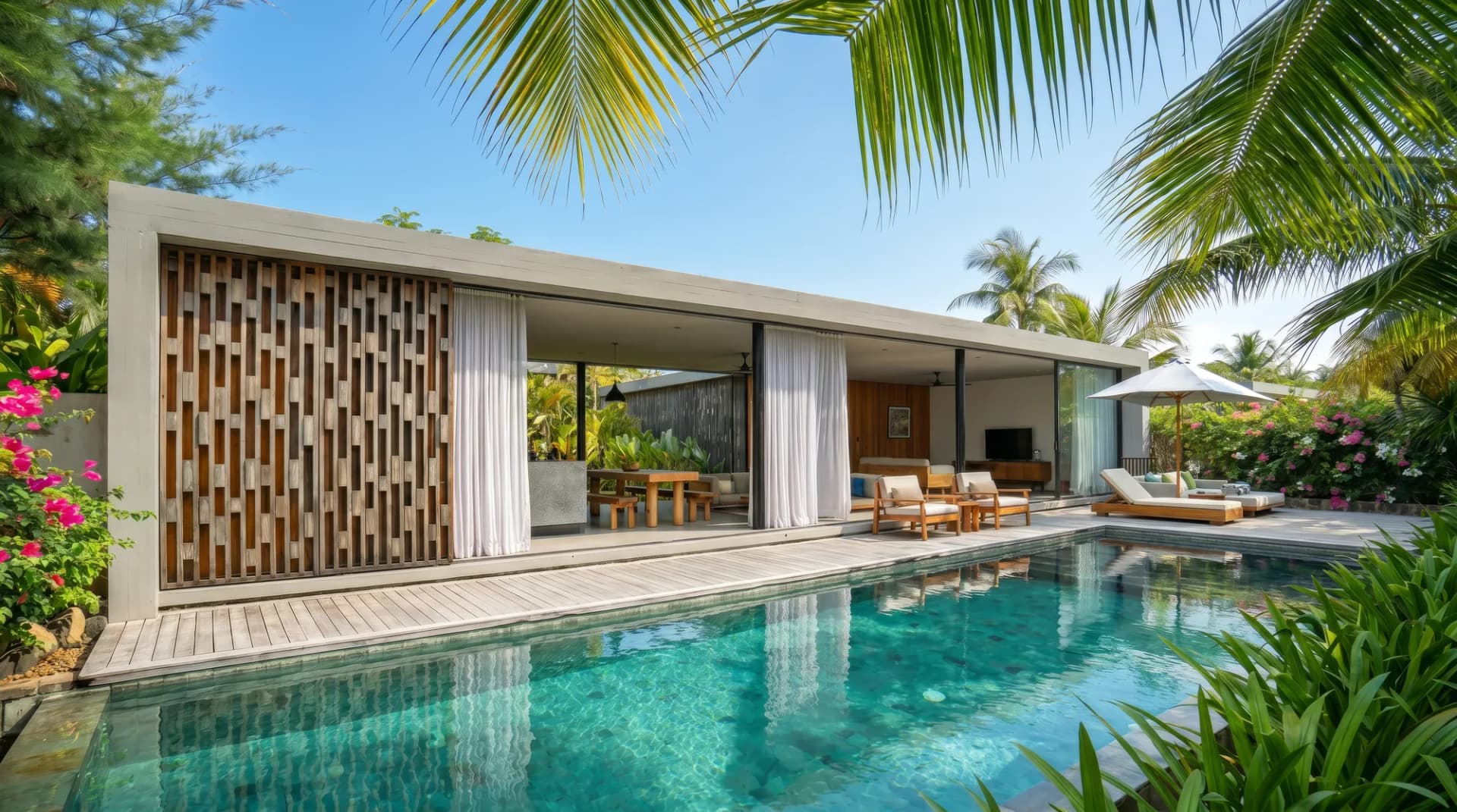 Beachfront 3 Bed Suite